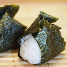 Załaduj obraz do przeglądarki galerii, Yaki-Nori 20 p (Japońskie morskie prażone wodorosty nori 20 szt)
