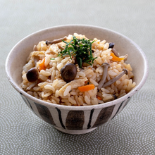 Załaduj obraz do przeglądarki galerii, Wegański skoncentrowany bulion „Tsuyu no Moto” Green Culture 500ml