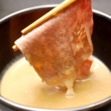 Załaduj obraz do przeglądarki galerii, Fujijin Golden Sesame Sauce Gomadare (sos sezamowy) 275g