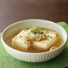 Załaduj obraz do przeglądarki galerii, Kurakon Tororo Konbu (Rozdrobnione wodorosty Kombu) 10g