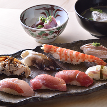 Załaduj obraz do przeglądarki galerii, Ryż Koshihikari z prefektury Niigata 1kg/5kg