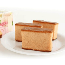 Load image into Gallery viewer, Okayama Hakuto Castella 3 pcs. (Japanese sponge cake with white peach flavor)
