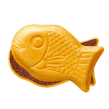 Załaduj obraz do przeglądarki galerii, Puku Puku Tai Air Choco (Wafel w kształcie ryby z czekoladą) 16,5g
