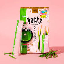 Load image into Gallery viewer, Glico Pocky Sakura Matcha Chocolate 8 Bags 101,6g (paluszki Glico o smaku matchy i kwiatu wiśni)
