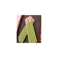 Load image into Gallery viewer, Glico Pocky Sakura Matcha Chocolate 8 Bags 101,6g (paluszki Glico o smaku matchy i kwiatu wiśni)
