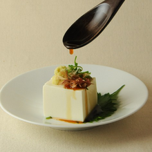Load image into Gallery viewer, Sakae Shoyu Koikuchi Soy Sauce (Premium naturalny ciemny sos sojowy) 200 ml / 720 ml
